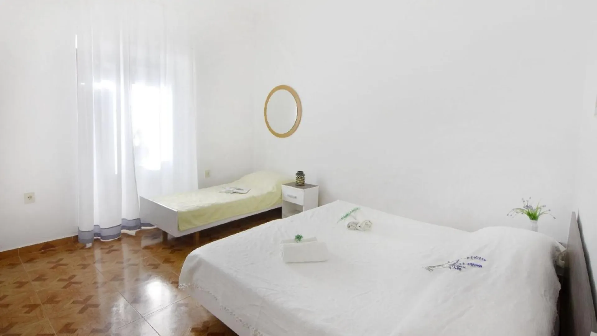 Apartment Silva Erdgeschosswohnung Mit Garten Basanija