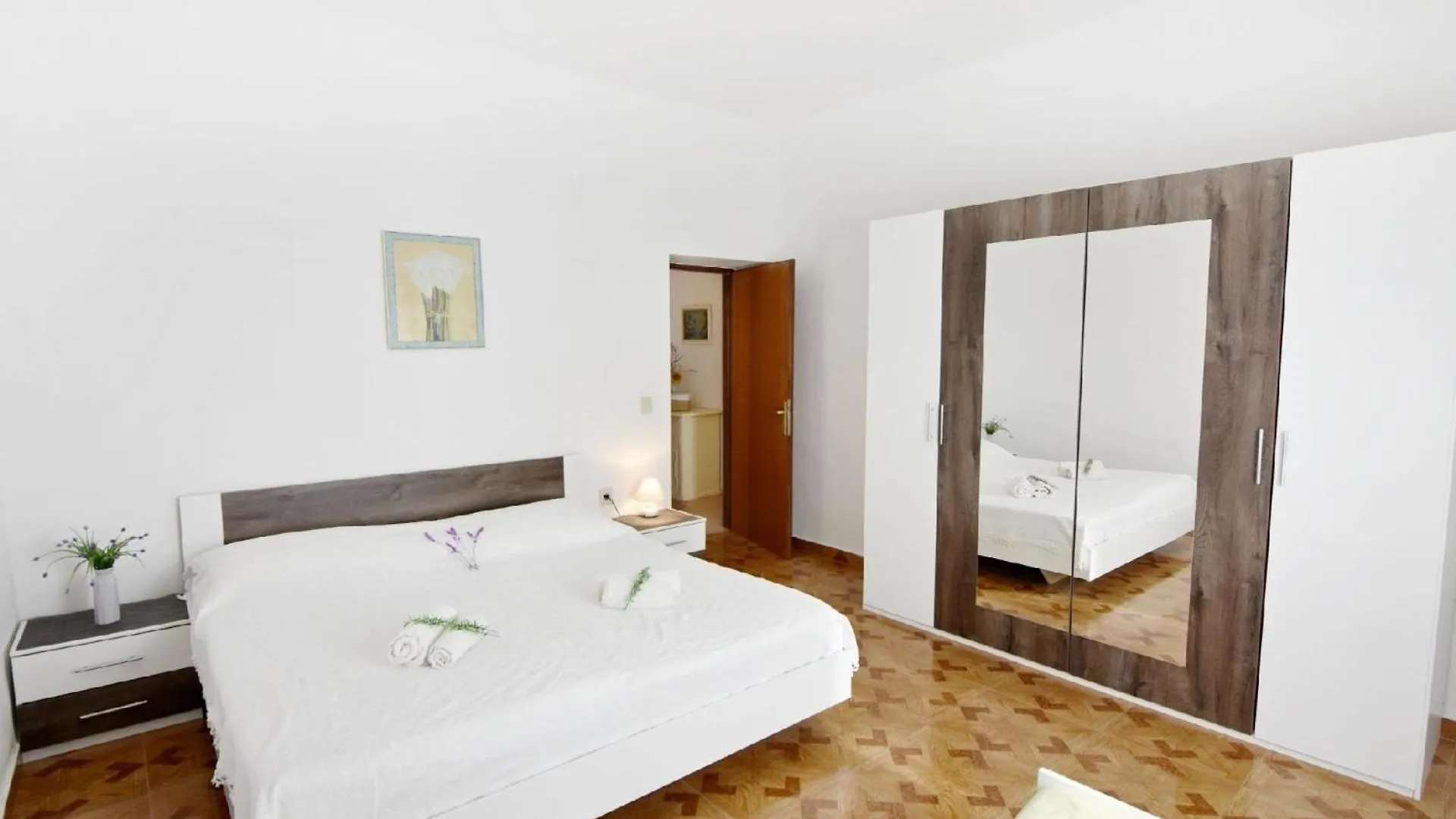 Apartment Silva Erdgeschosswohnung Mit Garten Basanija