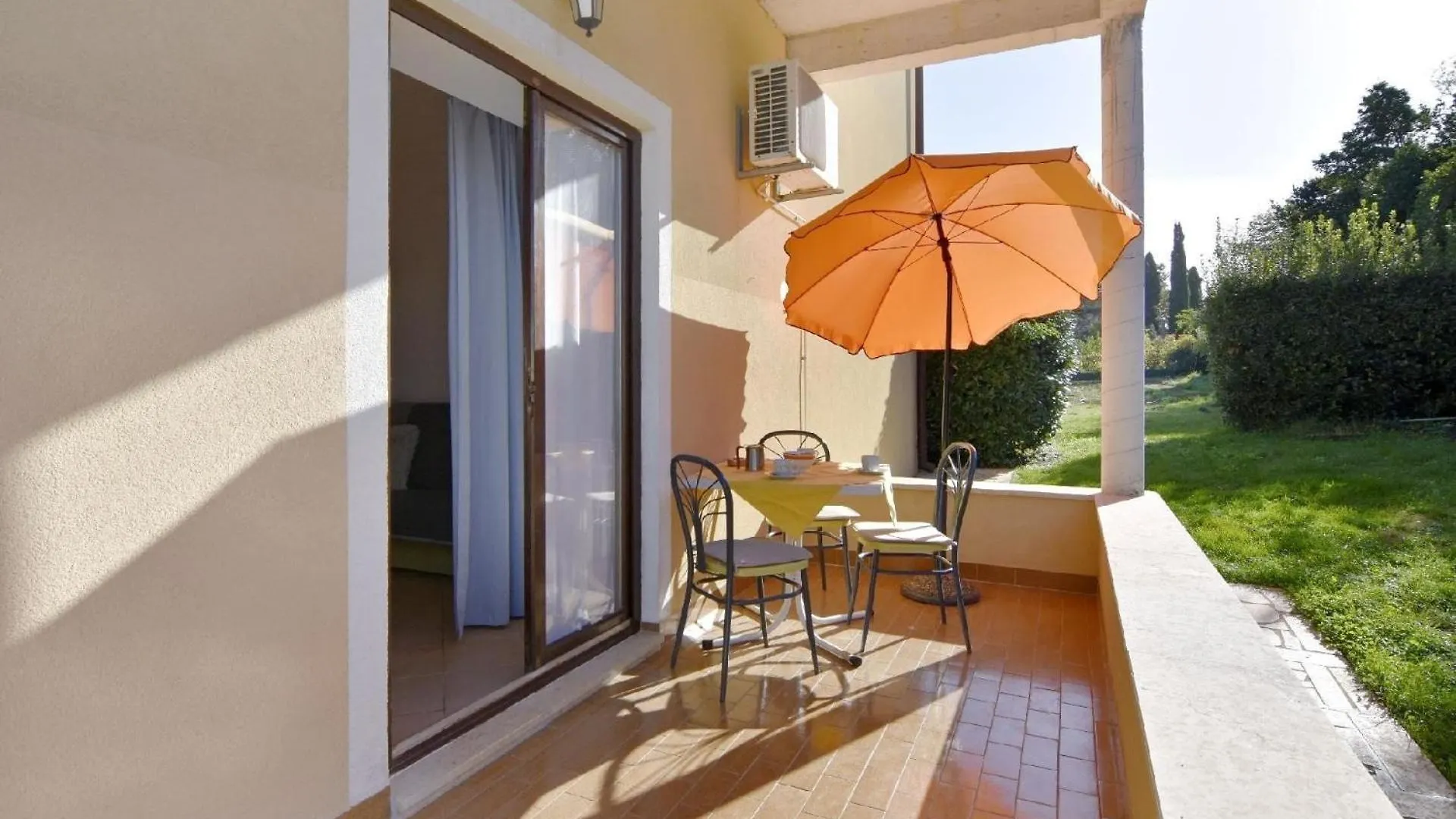 Silva Erdgeschosswohnung Mit Garten contacts